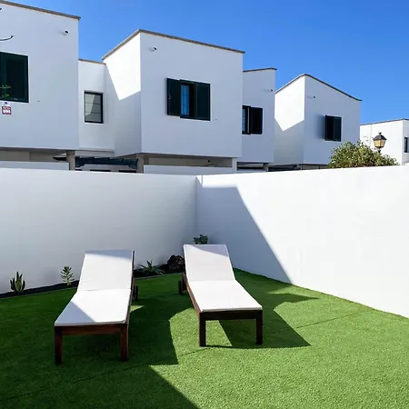 Апартаменти Maisonette Casita Faro *